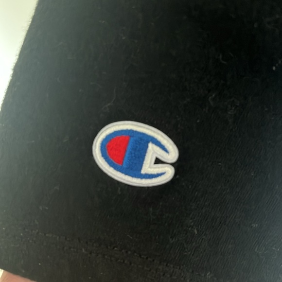 Champion Black T-Shirt - Picture 4 of 4